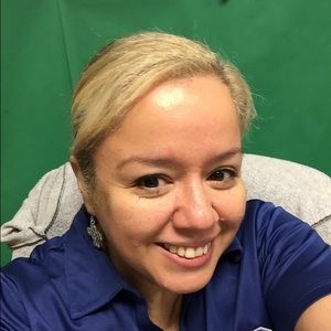 Meet your Posher, Lorena