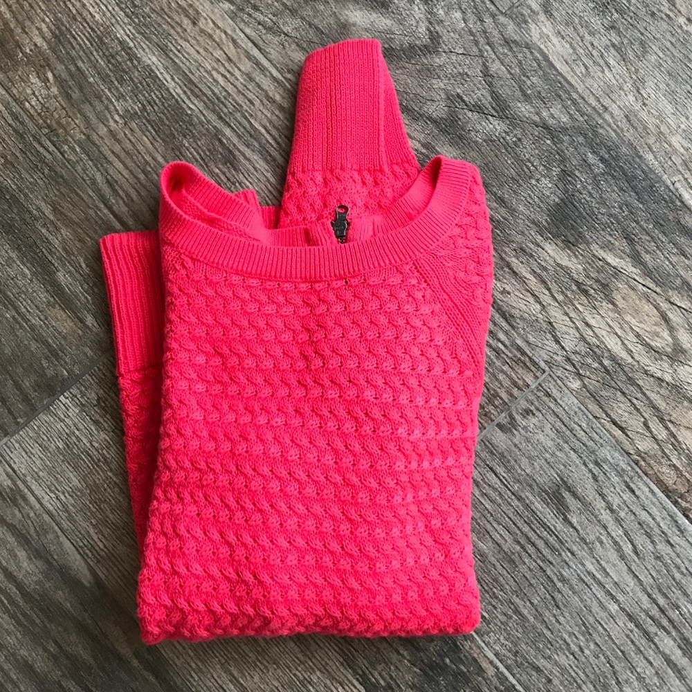 •{american eagle}• pink knit sweater