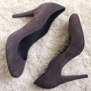 *FLASH SALE* Gray Suede Heels