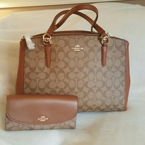 Christie Carryall and wallet included
