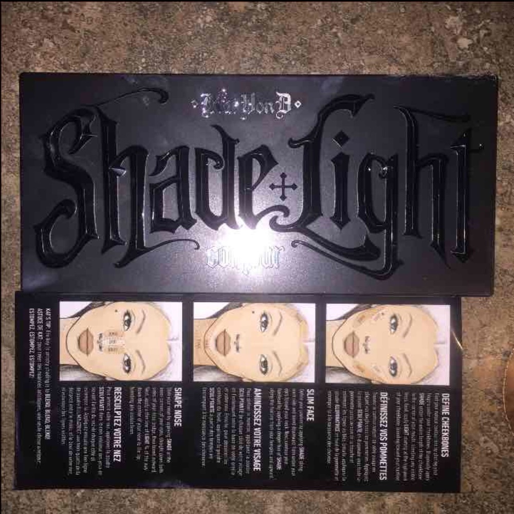 SALE Kat Von d contour refillable palette - Picture 1 of 4