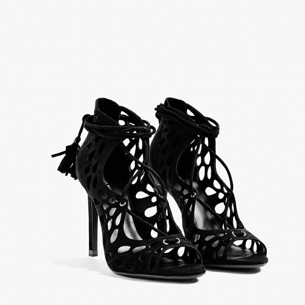 Zara Wrap Around Heels Size 6