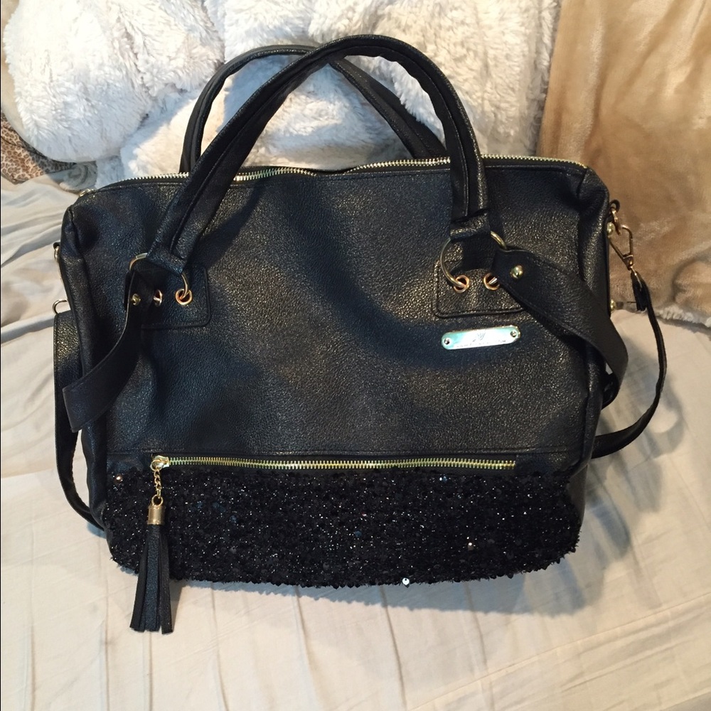 Cute sequined bag