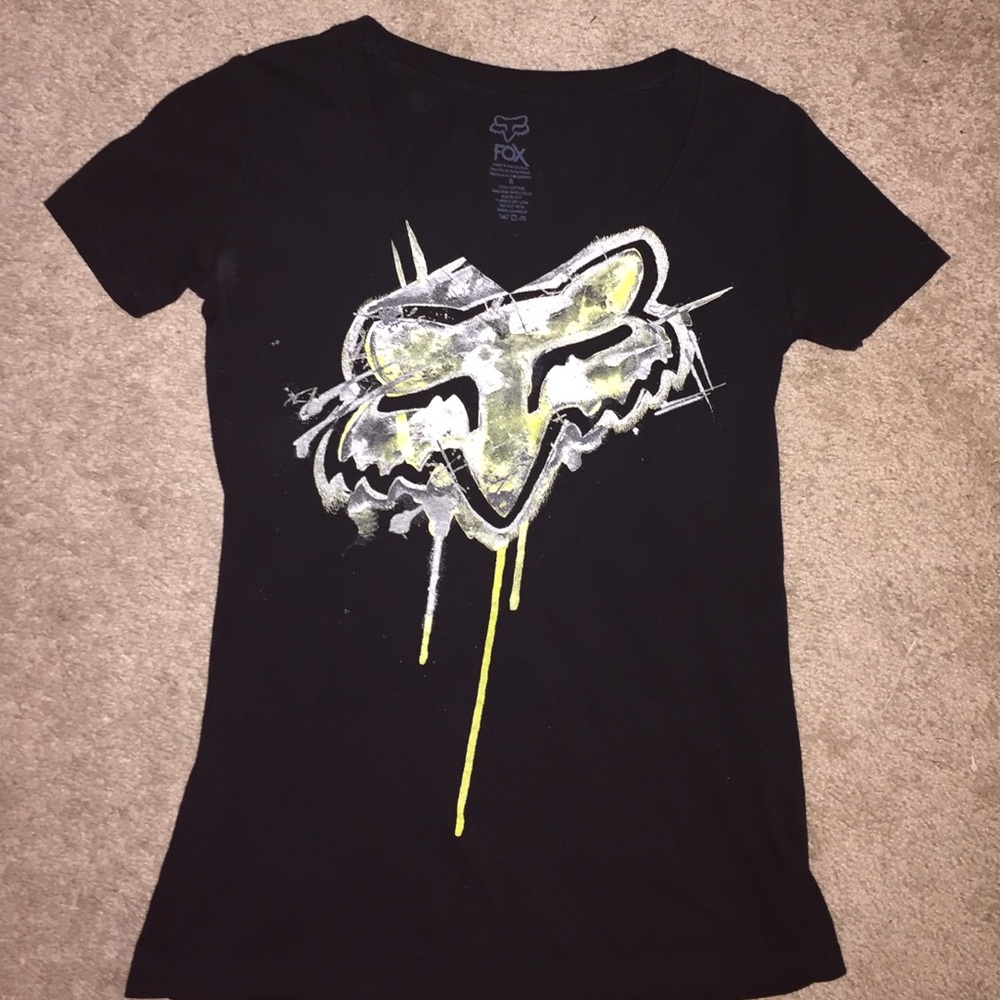 Fox shirt. Size Small