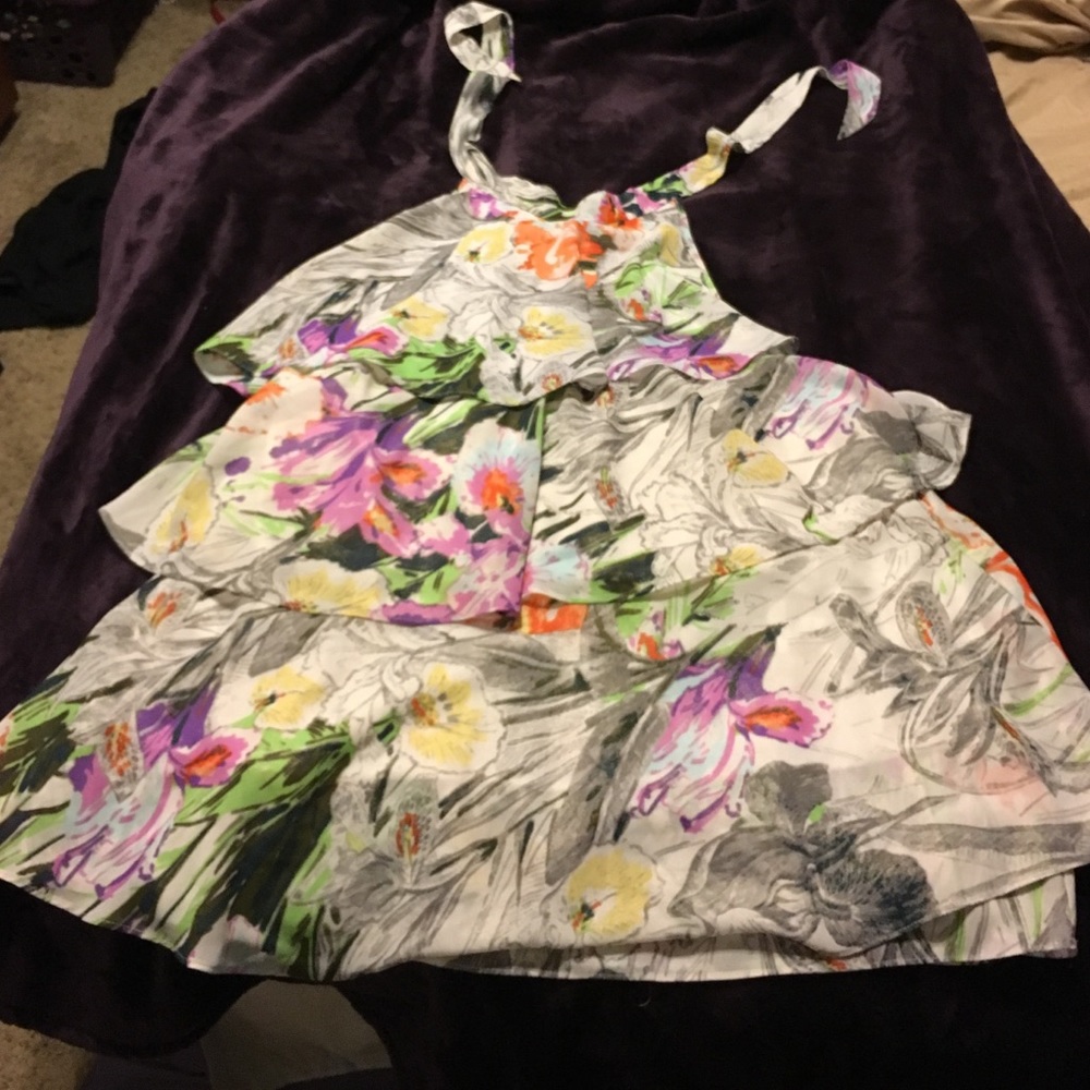 Tiered halter
