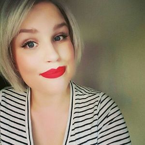 Meet your Posher, Kaila