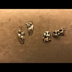 kitty kat 🐱and cow earrings