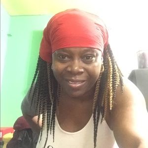 Meet your Posher, Gwendys