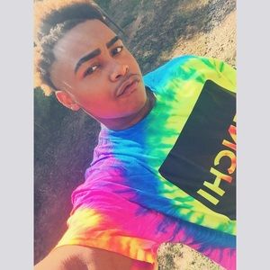 Meet your Posher, Tyler