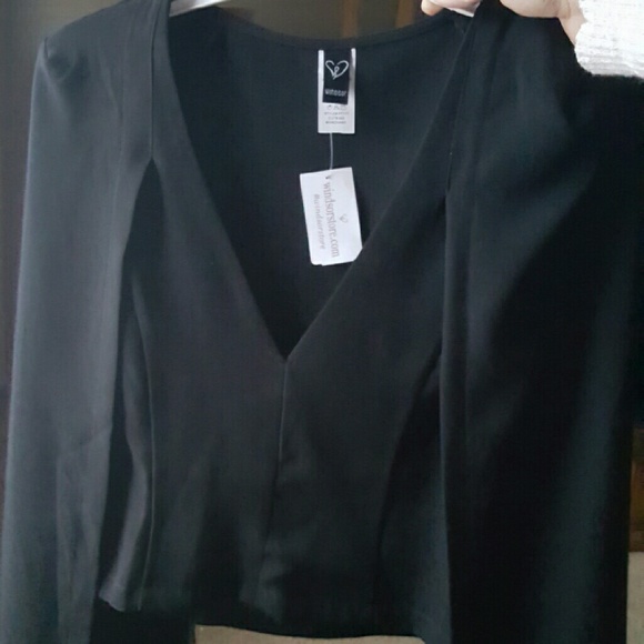 Top - Picture 4 of 4