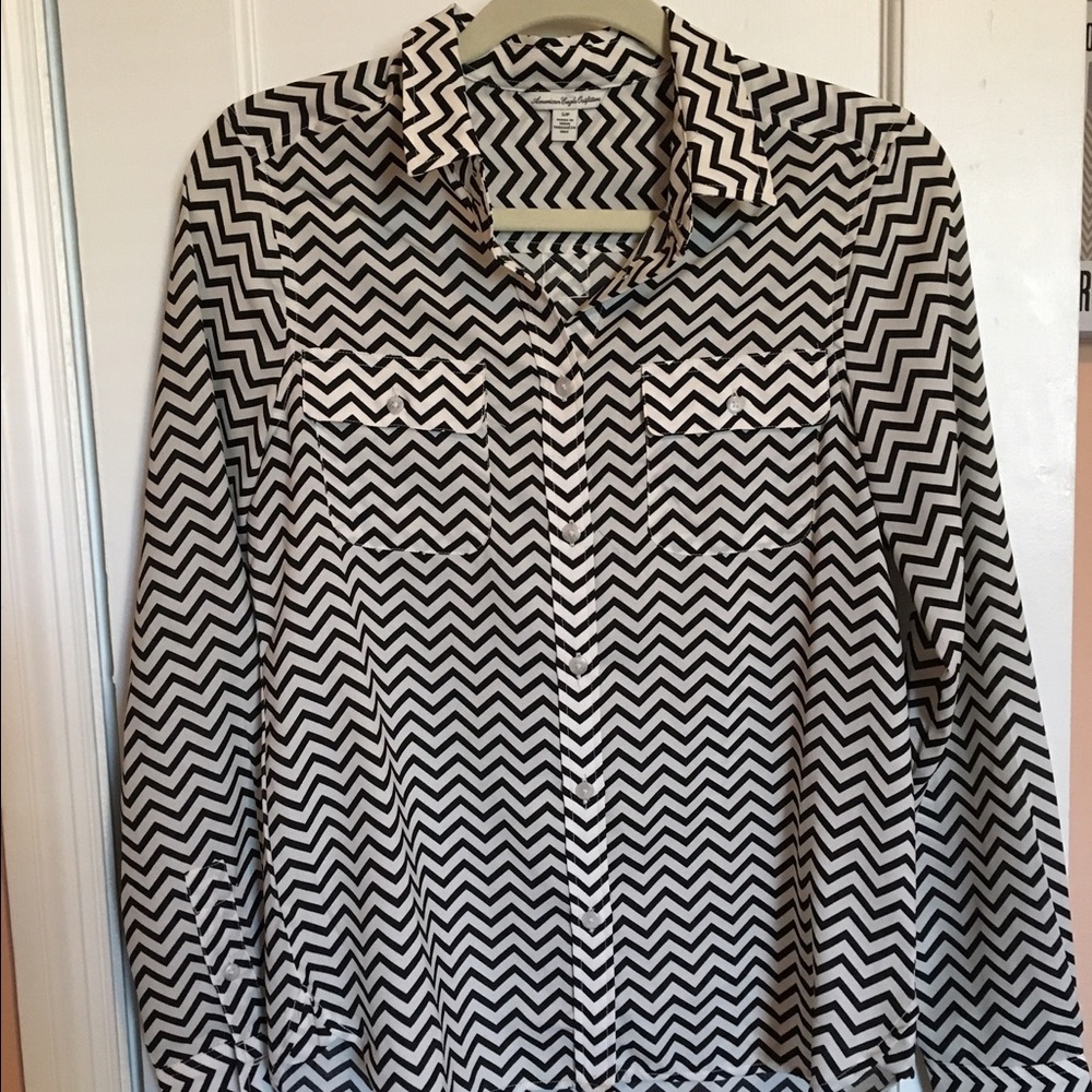 NWOT American Eagle Blouse