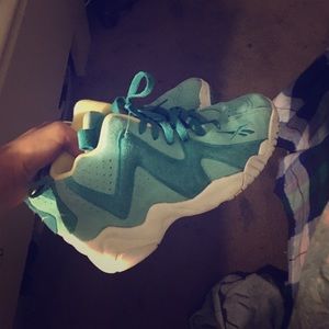 🤘🏾💦