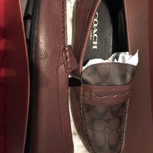 Men's coach shoes 10.5 D