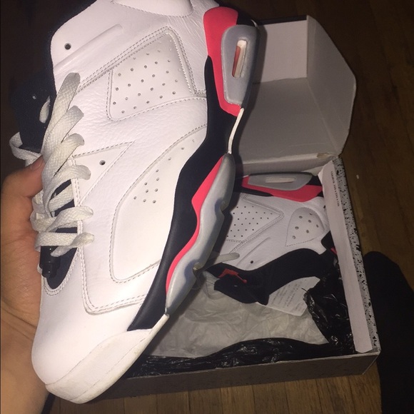 Low top jordan 6s - Picture 3 of 3