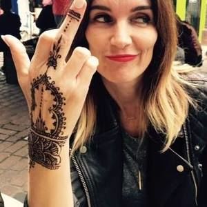 Meet your Posher, Paula