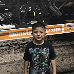 Meet your Posher, Robert