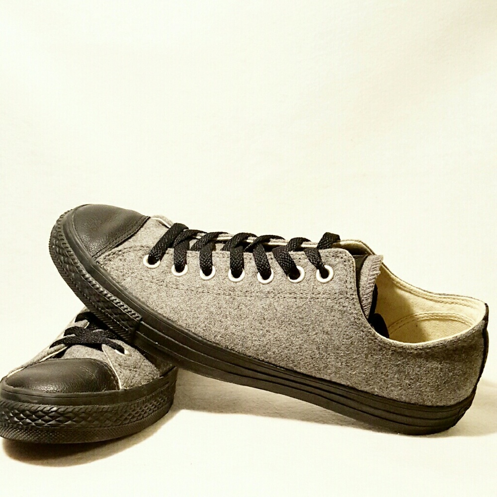 Converse Chuck Taylor Ox Wizard Grey