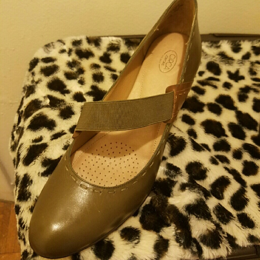 Circa Joan&David Luxe Series women pump