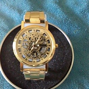 Men's Hollowed Out Fashion Watch