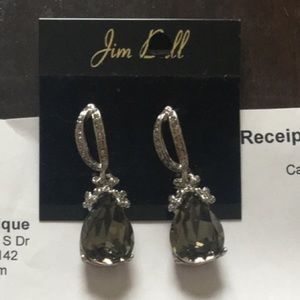 Dangle earrings