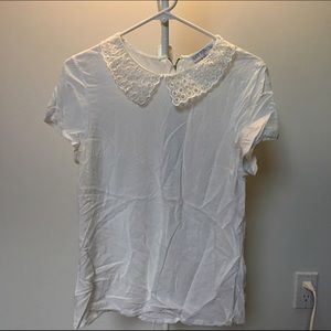 White lace collar blouse