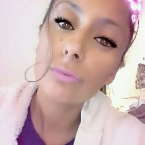 Meet your Posher, Alvina