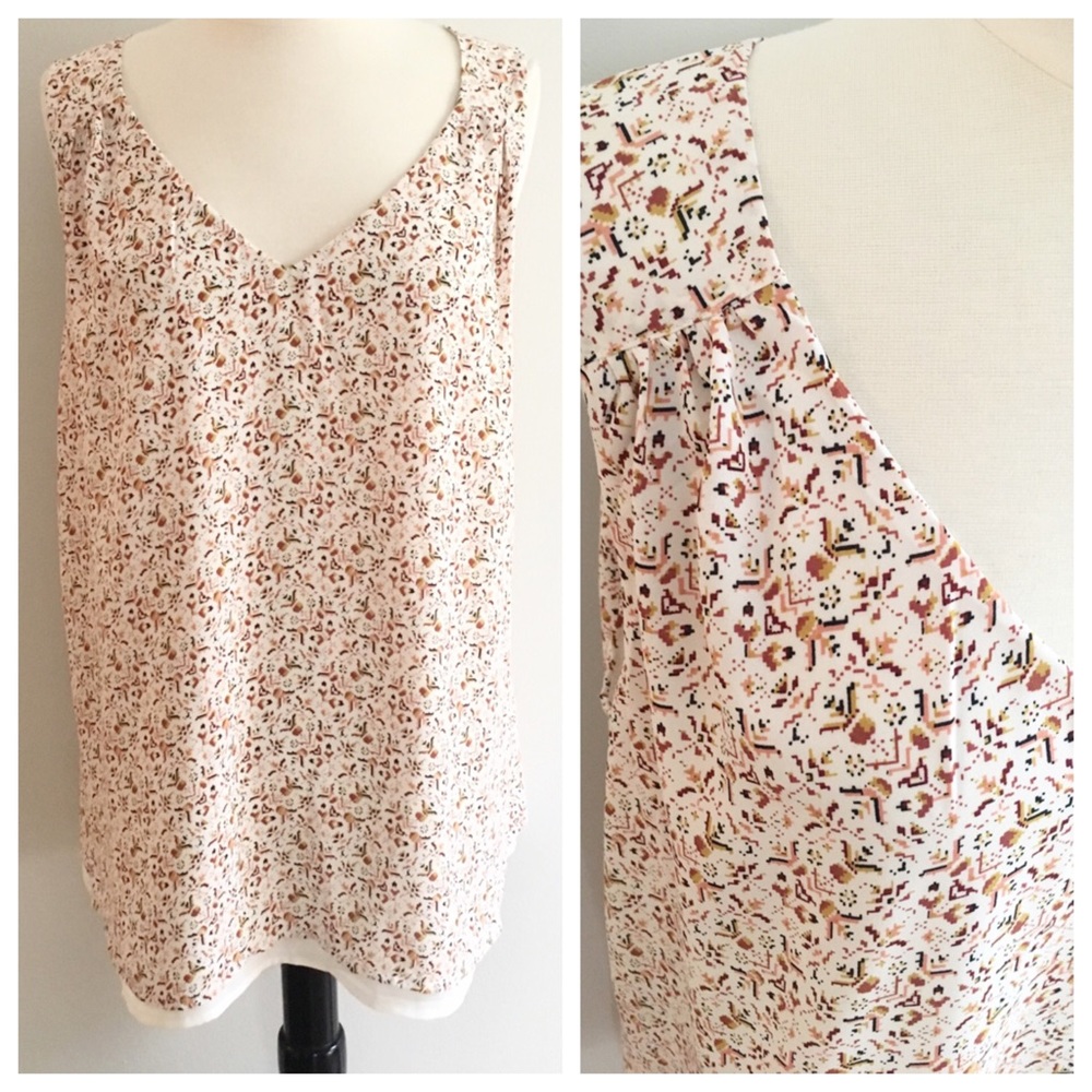 Dalia NWOT tank