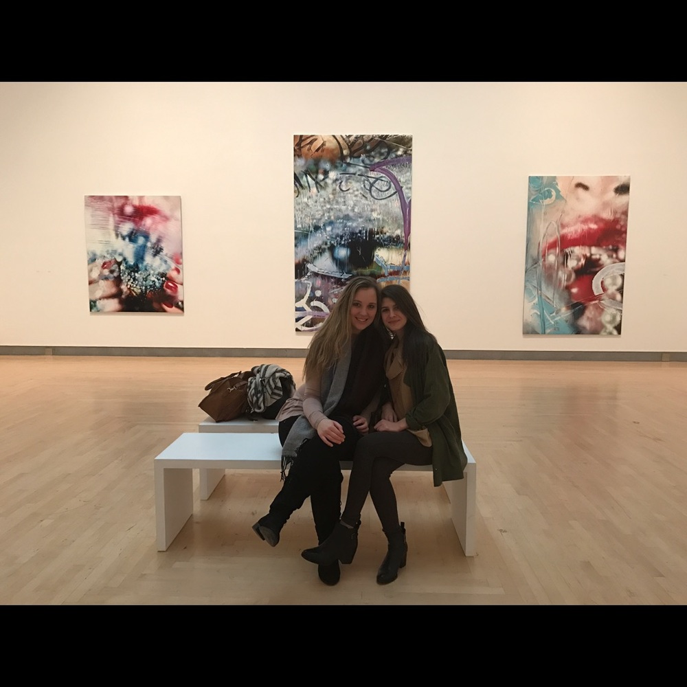 Meet your Posher, Nicole