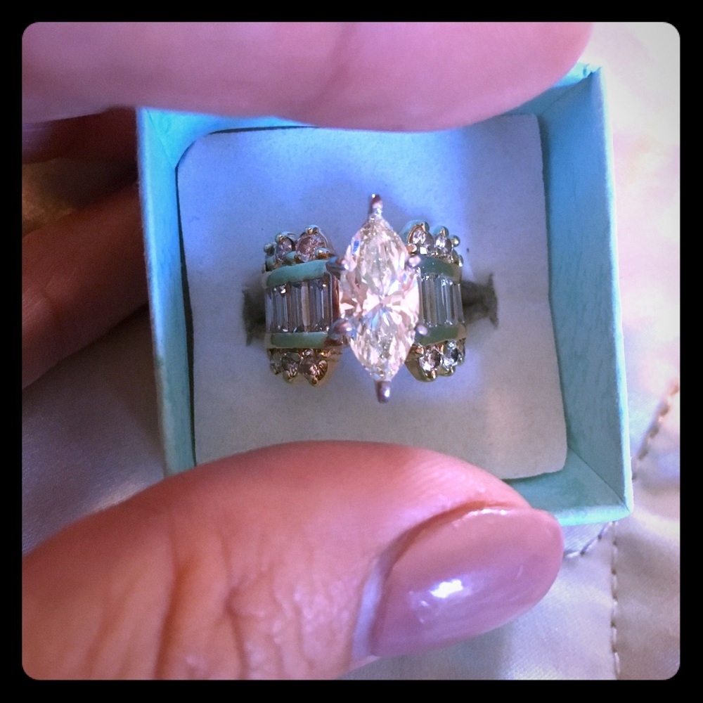 5 CARAT DIAMOND  ENGAGEMENT/ WEDDING ring
