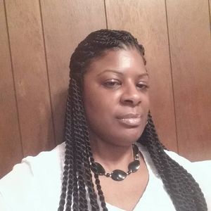 Meet your Posher, Denise