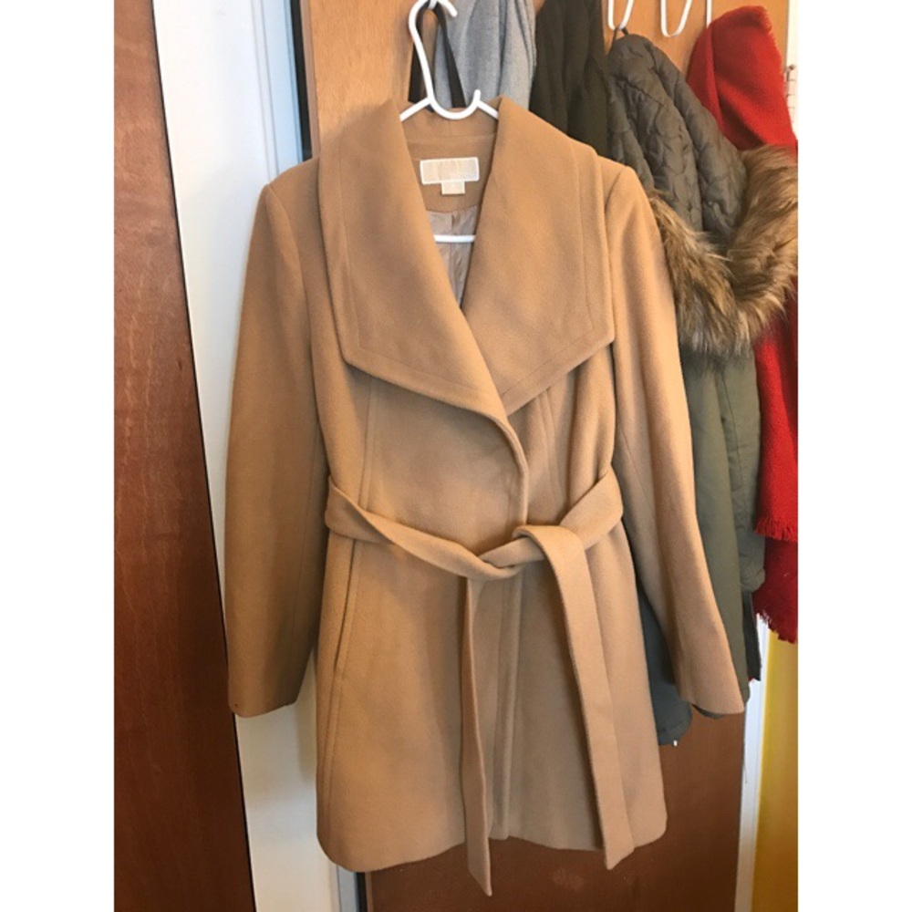🌸AUTHENTIC MICHEAL KORS COAT 🌸