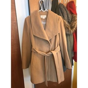 🌸AUTHENTIC MICHEAL KORS COAT 🌸