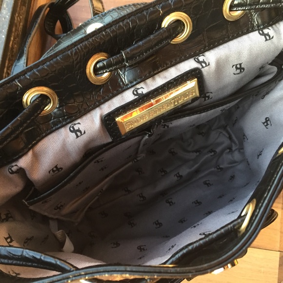 Snob Essentials Faux Leather Mini Backpack - Picture 5 of 5