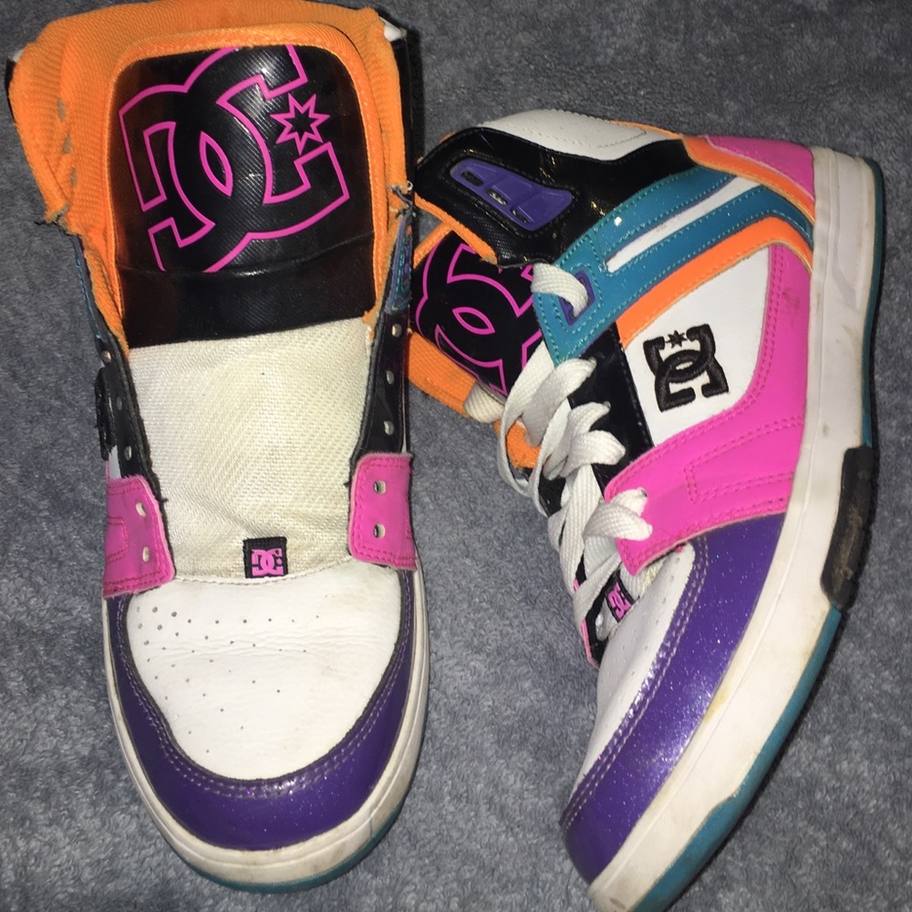 DC women's 9.5 colorful