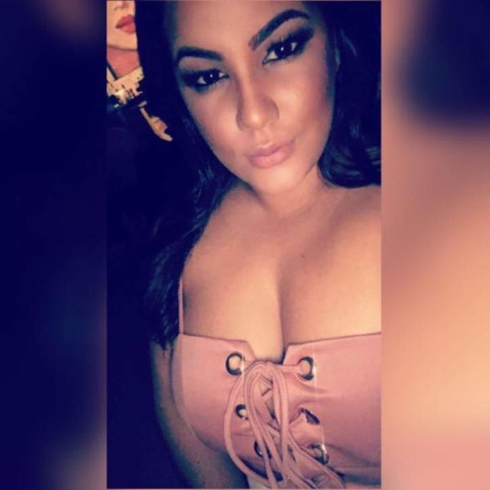 Meet your Posher, Iris