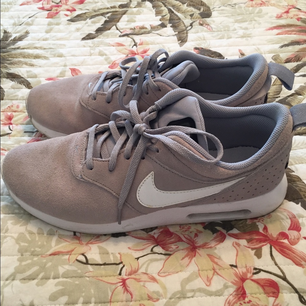 Nike Air Max Tavas