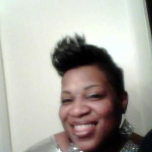 Meet your Posher, Yvette