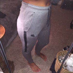 NIKE JOGGER SWEATPANTS