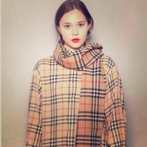 Authentic Burberry scarf bought in London ❤️