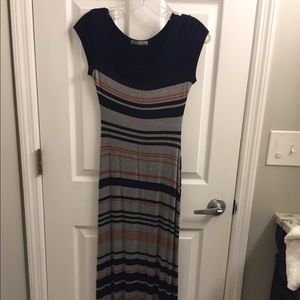 Short sleeve maxi dress