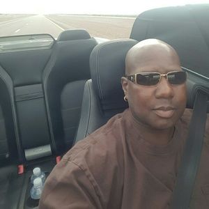 Meet your Posher, Gregory