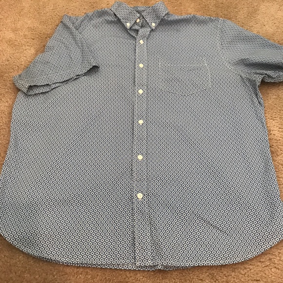 Floral printed old navy shirt. Worn twice. - Picture 1 of 3