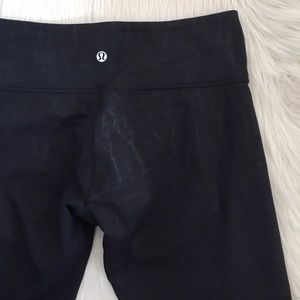 Lululemon Printed Wunder Under Crop