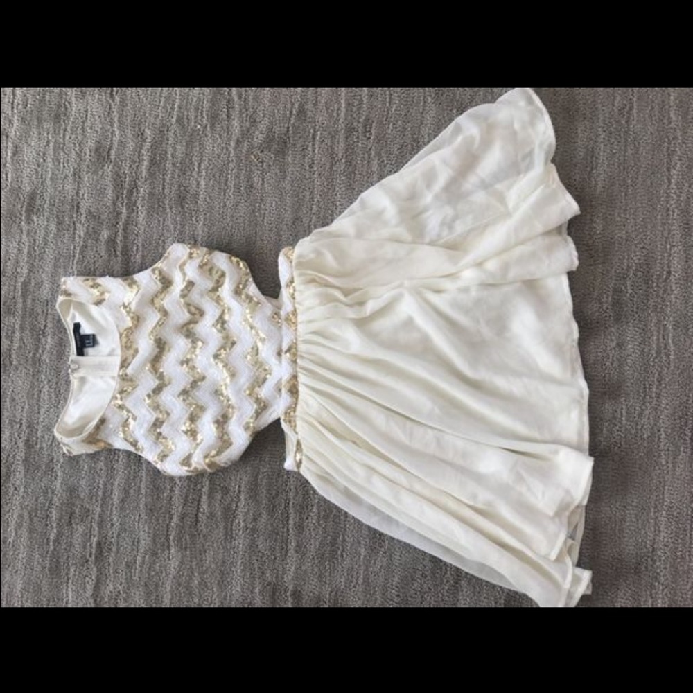 Medium Forever 21 white and gold dress