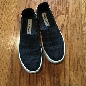 Steve Madden black sneakers size 6.5