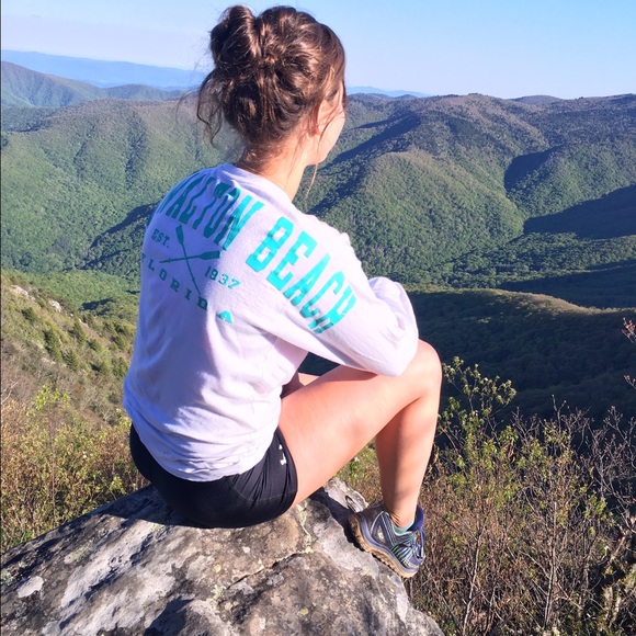 Meet your Posher, Laura - Picture 1 of 1