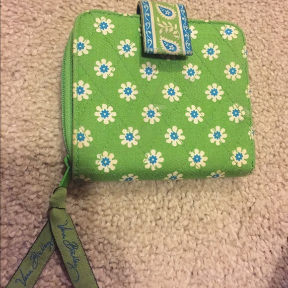 VB wallet. Gently used. - Picture 1 of 2