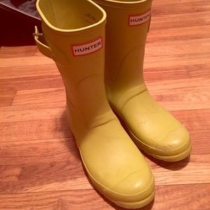 Hunter Short Boots (chartreuse)