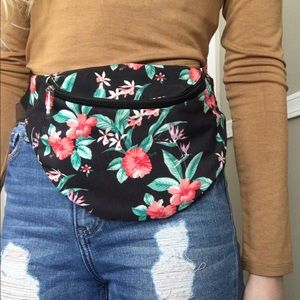 floral fannypack NWOT