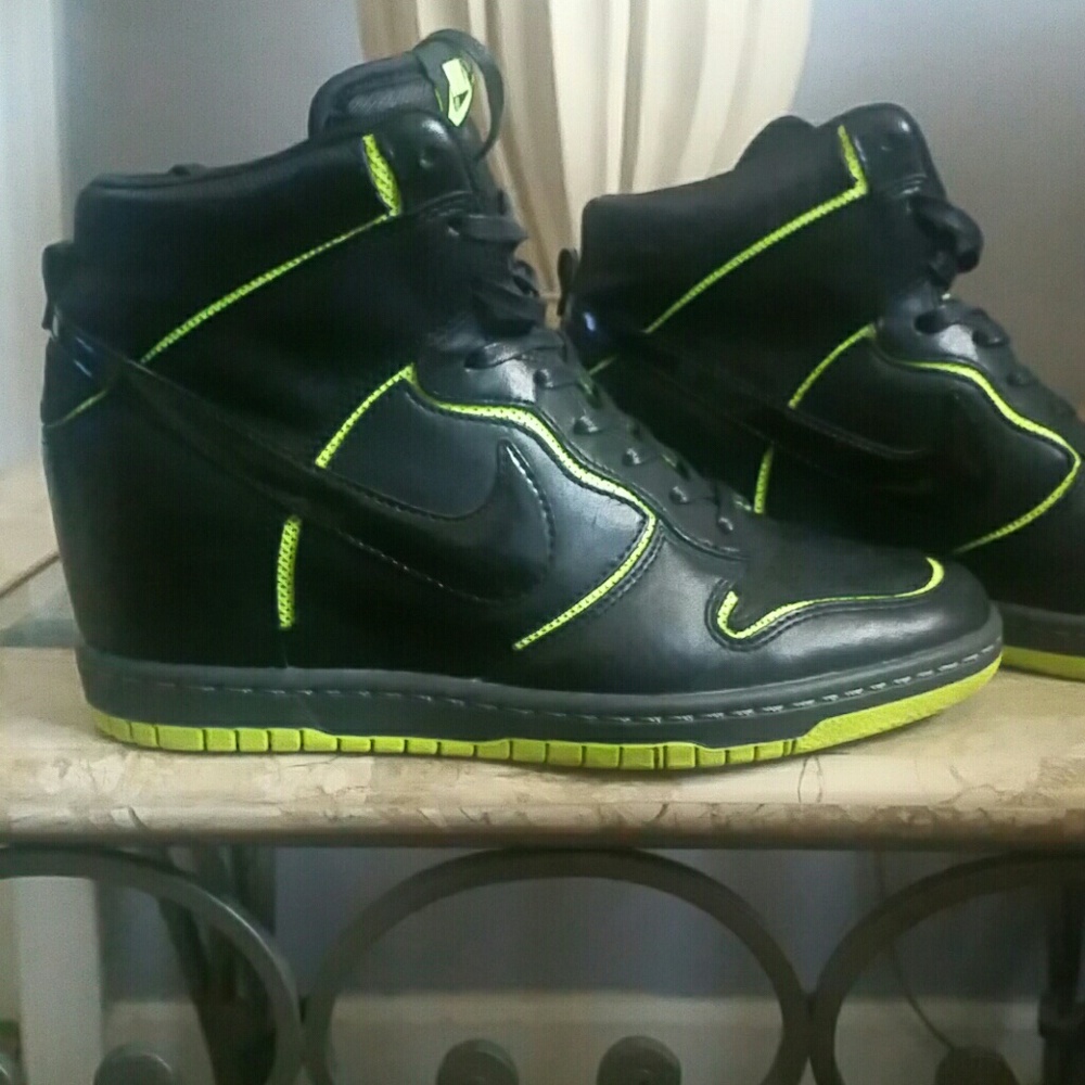 Womens Nike wedge sneakers